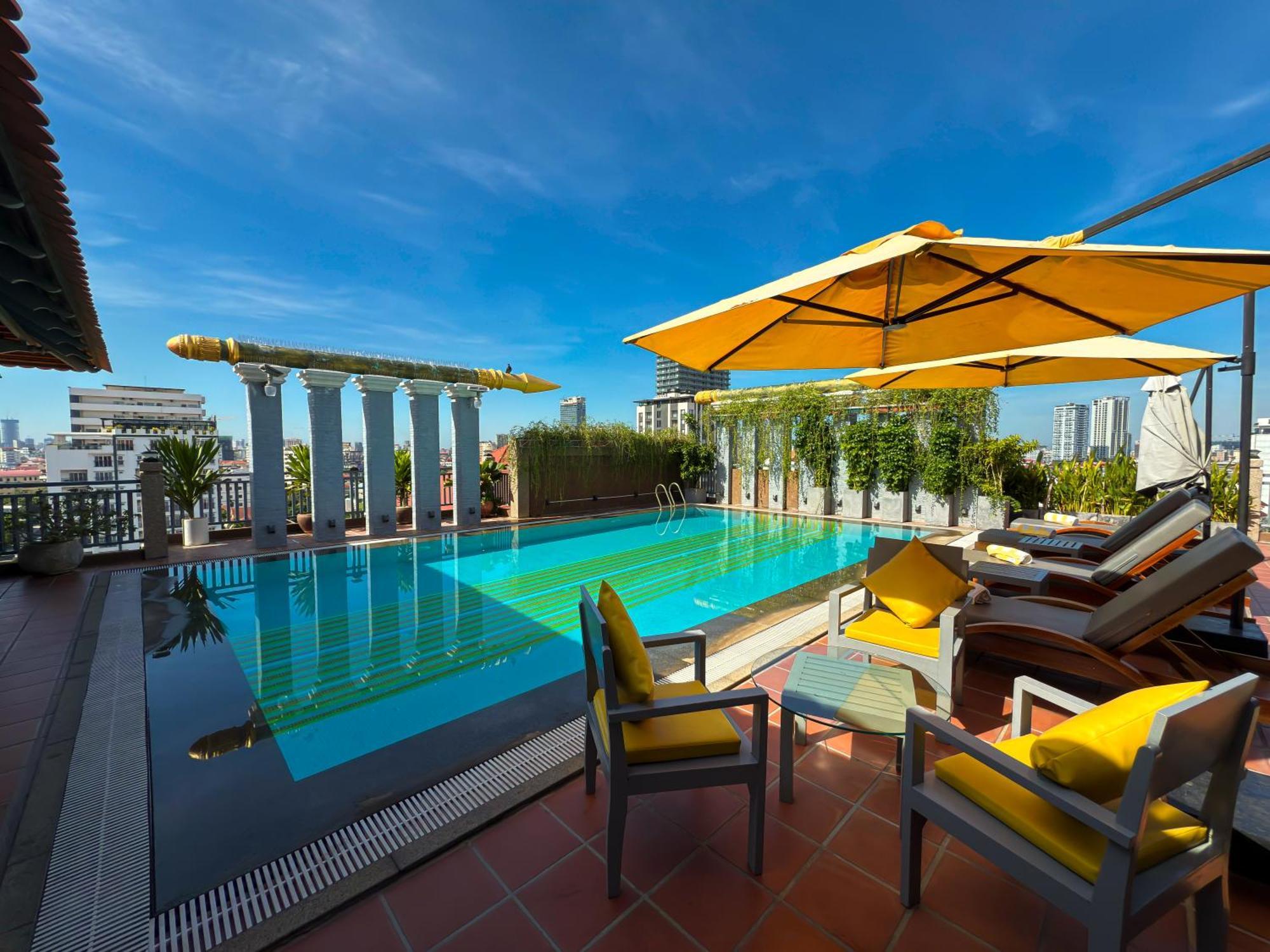Jaya Suites Hotel Phnom Penh Exterior foto